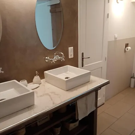 Au Coeur Du Luberon Guest house Cavaillon